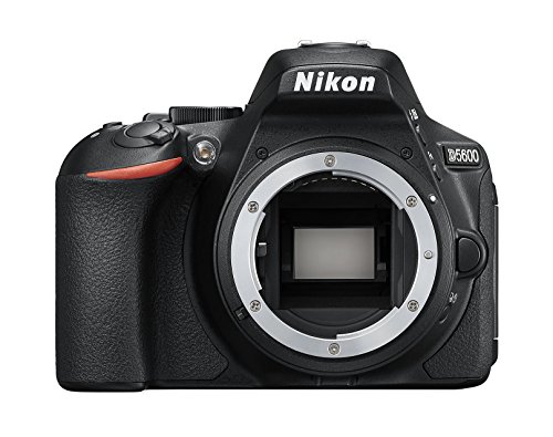 Nikon D5600 Digital SLR im DX Format (24,2 MP, 3,2 Zoll/8,1 cm dreh- und neigbarer Touch-Monitor, SnapBridge, AF mit 3D-Tracking, Full-HD Video incl. Zeitraffer bis zu 50p/60p, ISO 100-25.600)